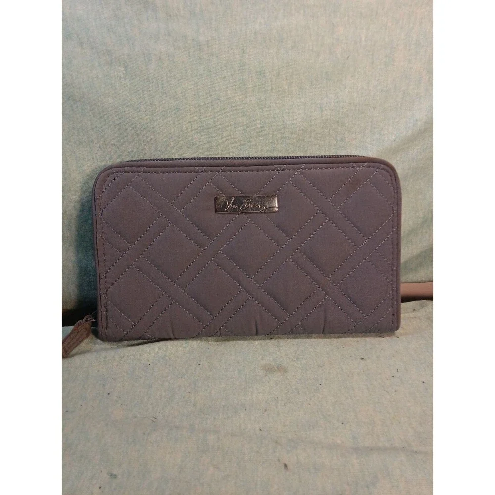 VERA BRADLEY Quilted Zip Around Wristlet Wallet in Gray